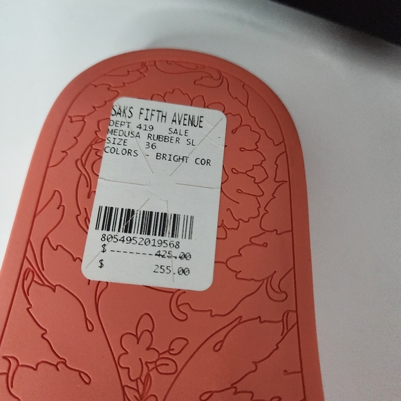 Versace Palazzo Pool Slides size 36.5 - Picture 9 of 12